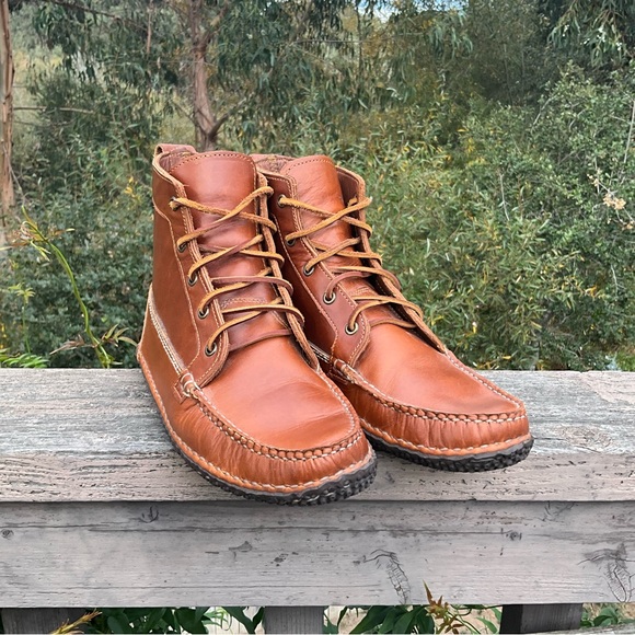 Quoddy Shoes Quoddy Mens Camp Boot Whiskey Leather Chukka Moc